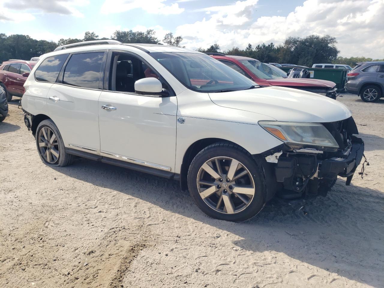 2015 Nissan Pathfinder S - Фото 4