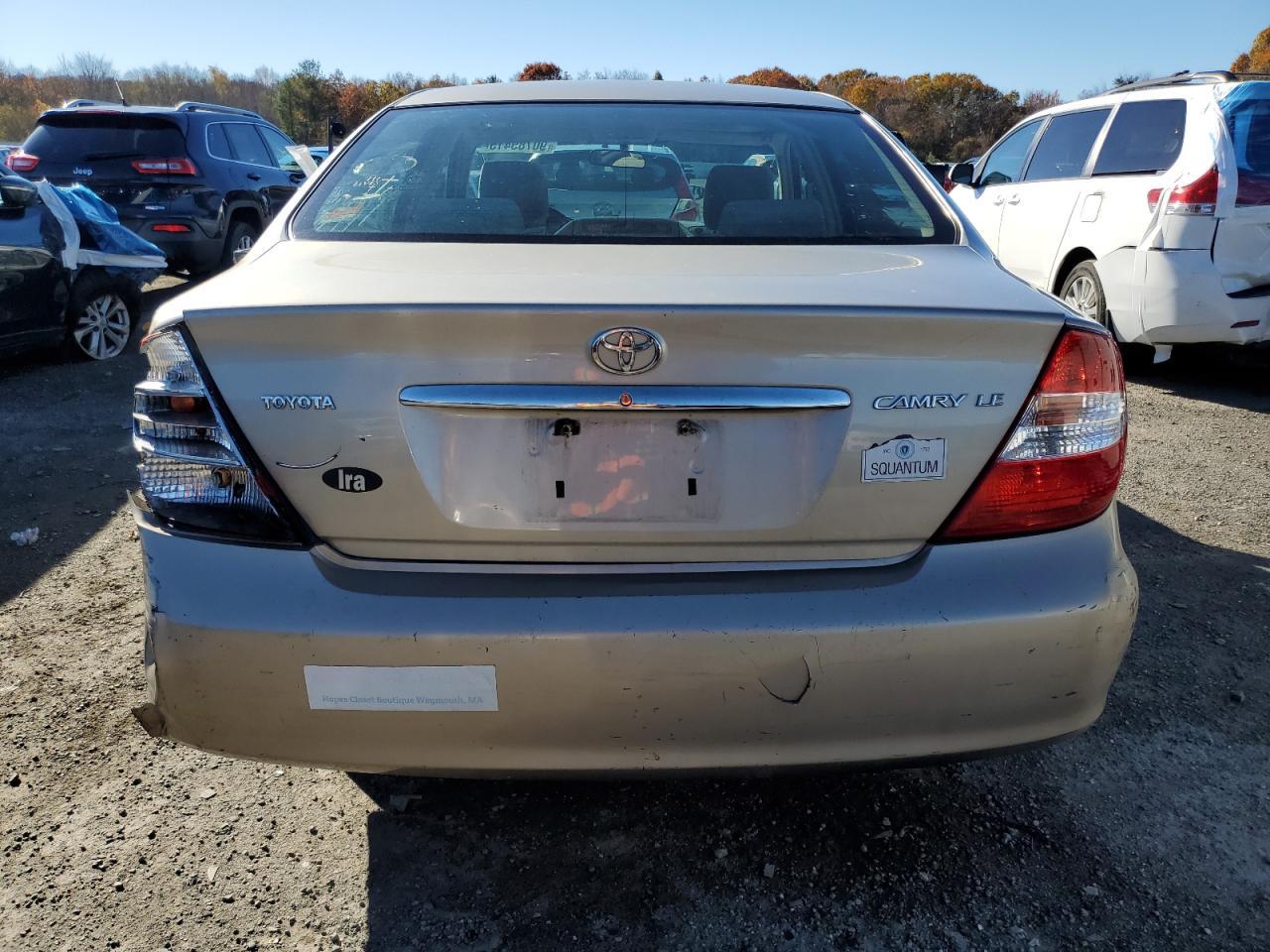 2004 Toyota Camry Le - Image 6