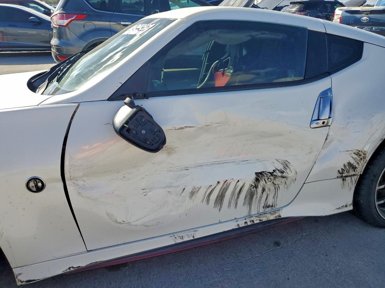 2016 Nissan 370Z Nismo Tech - Фото 7