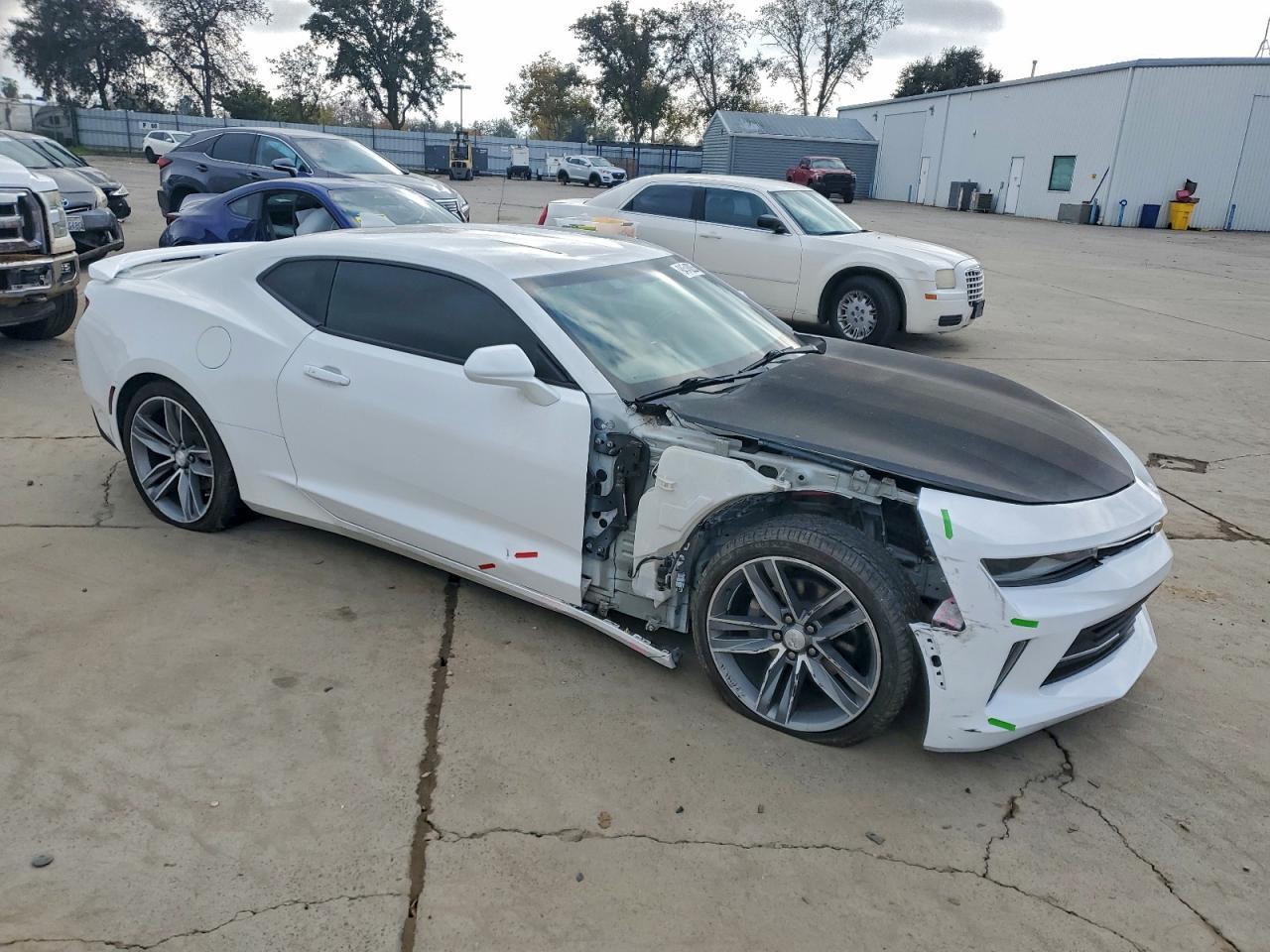 2018 Chev Camaro Lt - Image 4