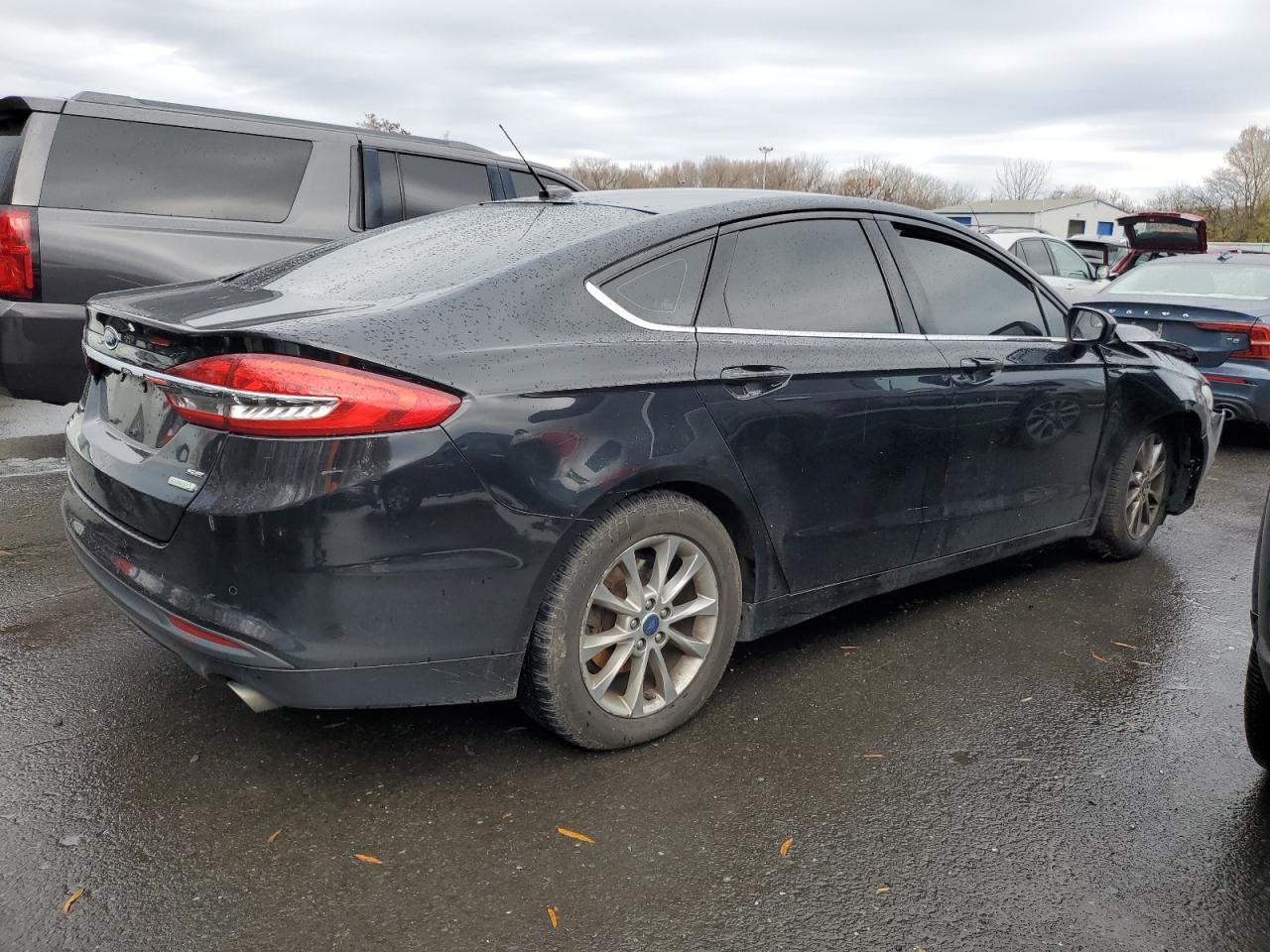 2017 Ford Fusion Se - Фото 3