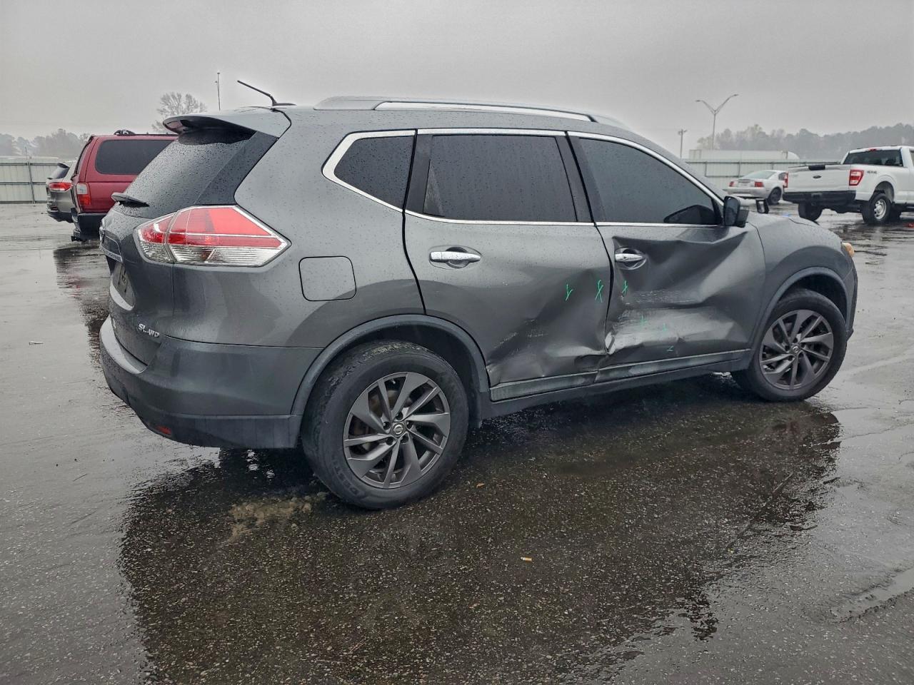 2016 Nissan Rogue S - Image 3