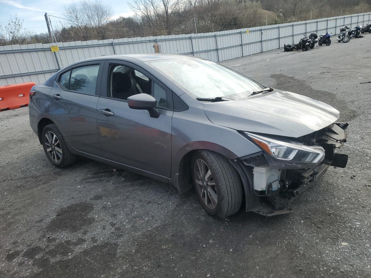 2022 Nissan Versa Sv - Фото 4