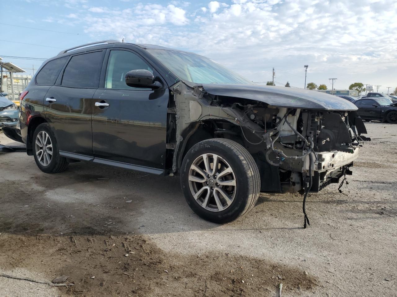 2014 Nissan Pathfinder S - Фото 4