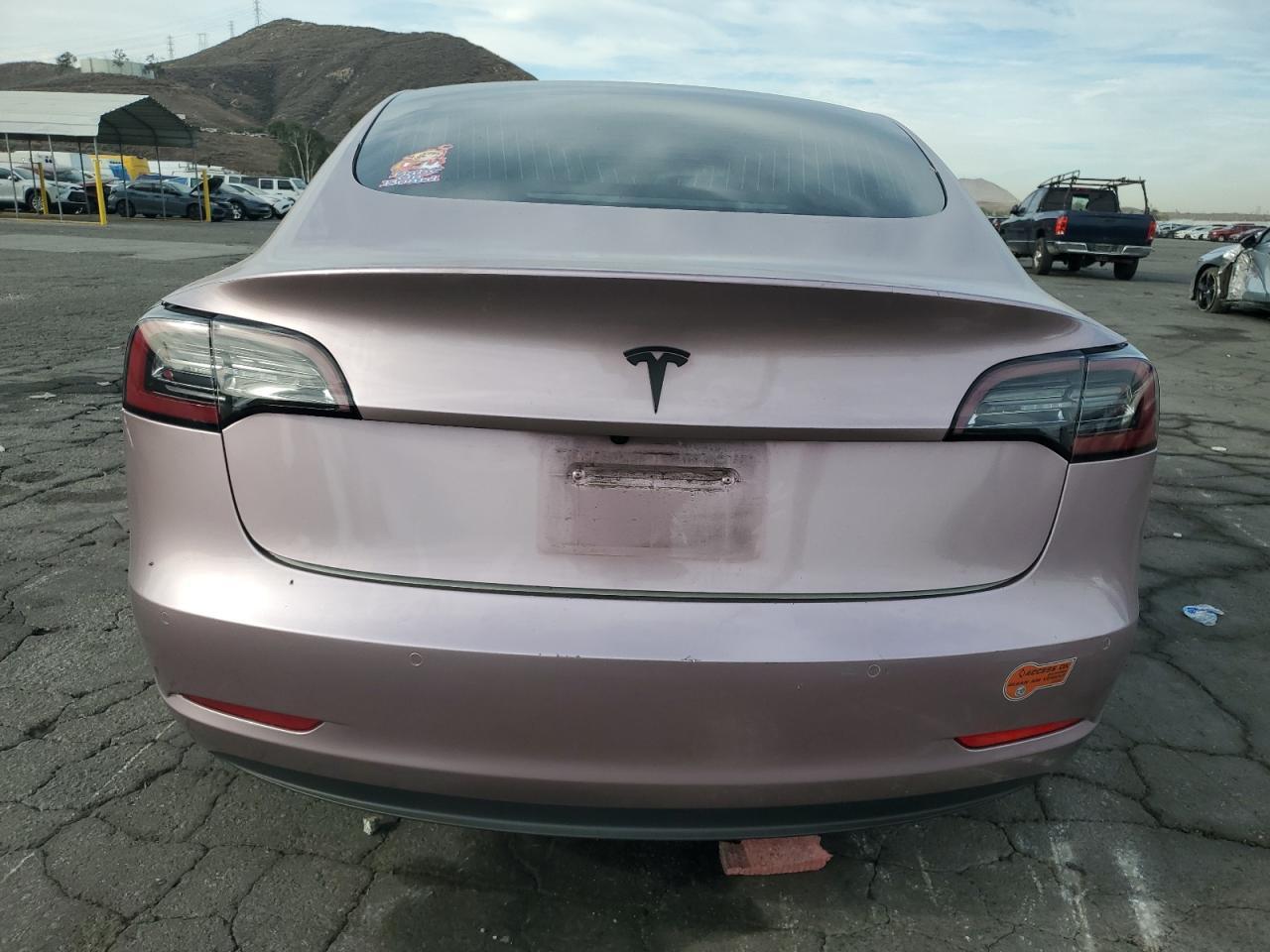 2020 Tesla Model 3 - Фото 6