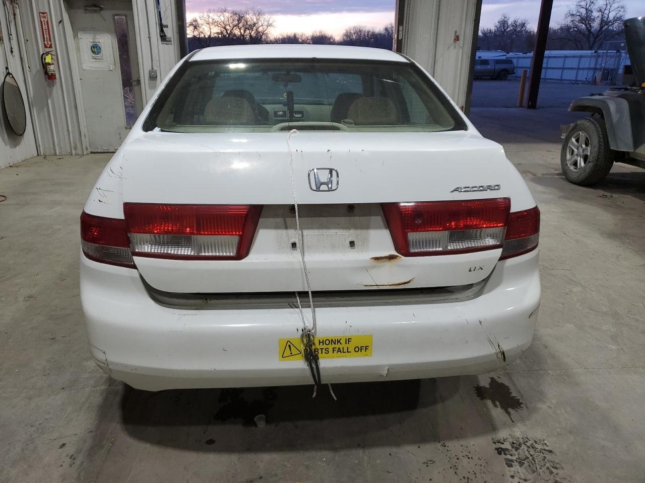 2004 Honda Accord Dx - Image 6