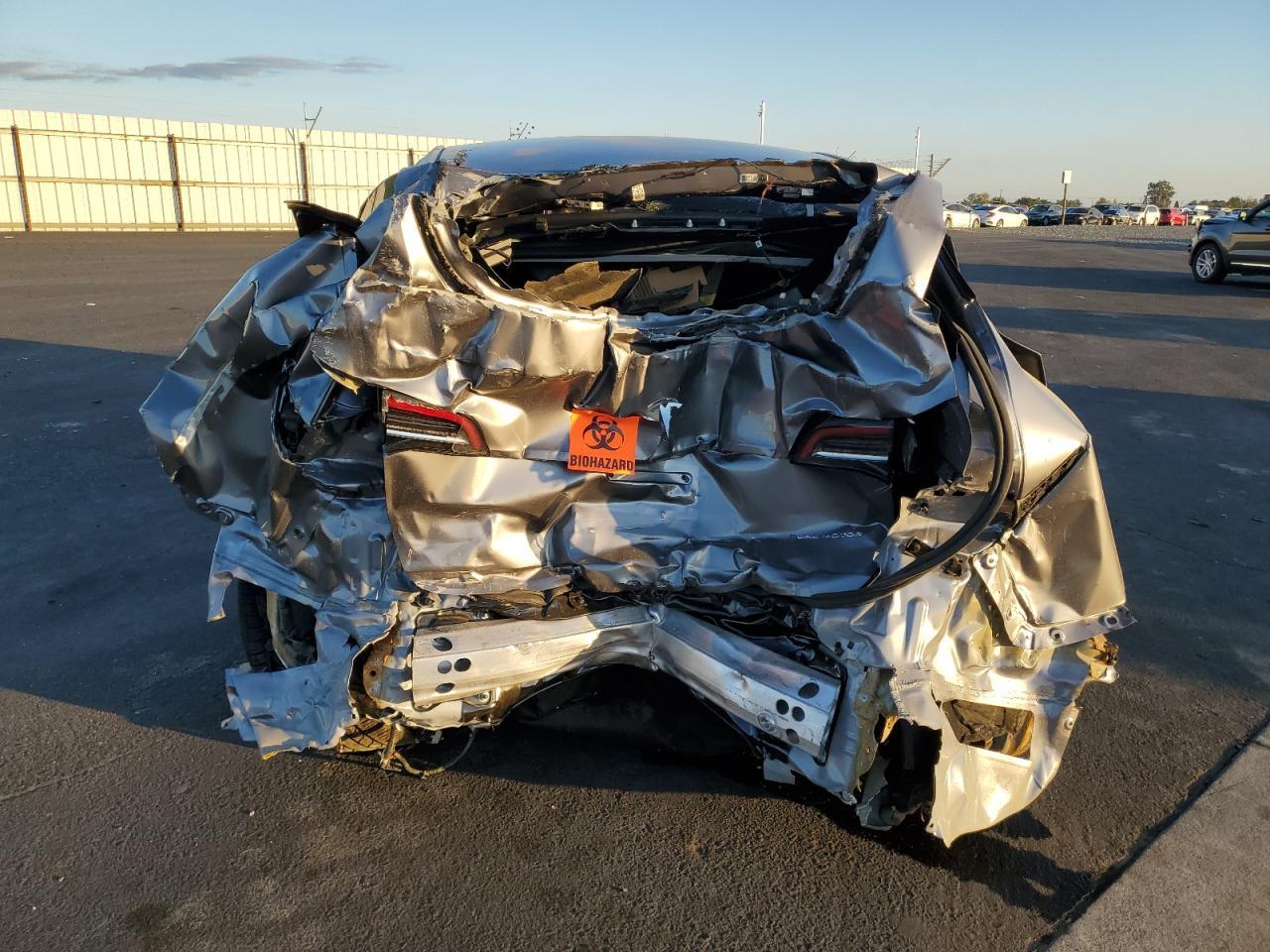 2024 Tesla Model Y - Фото 6