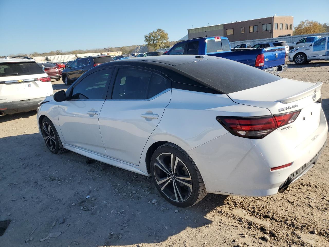 2021 Nissan Sentra Sr - Image 2