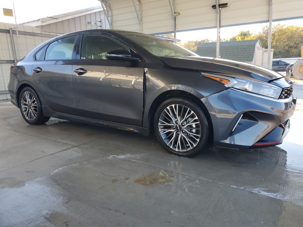 2024 Kia Forte Gt Line - Image 4