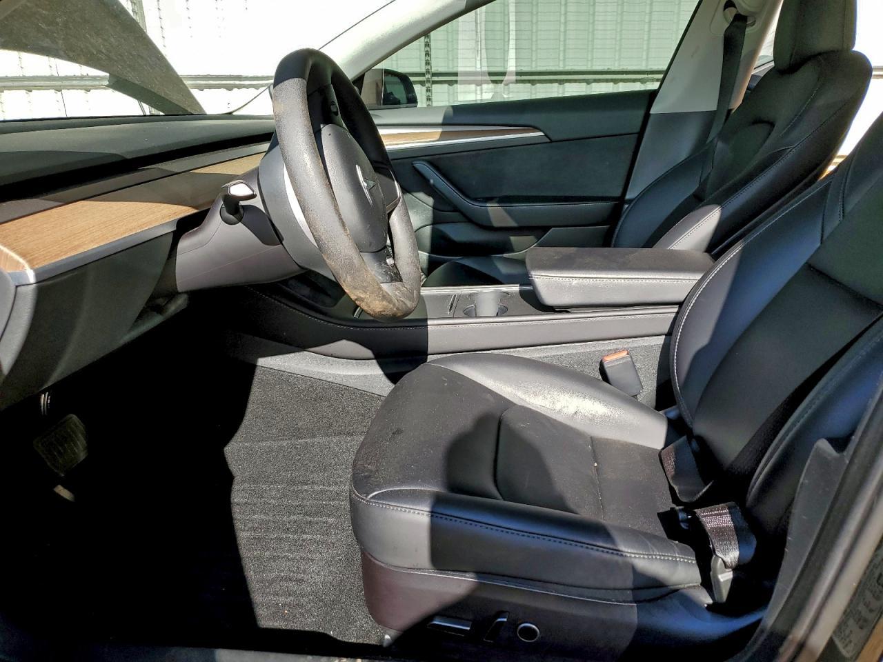 2023 Tesla Model 3 - Фото 7