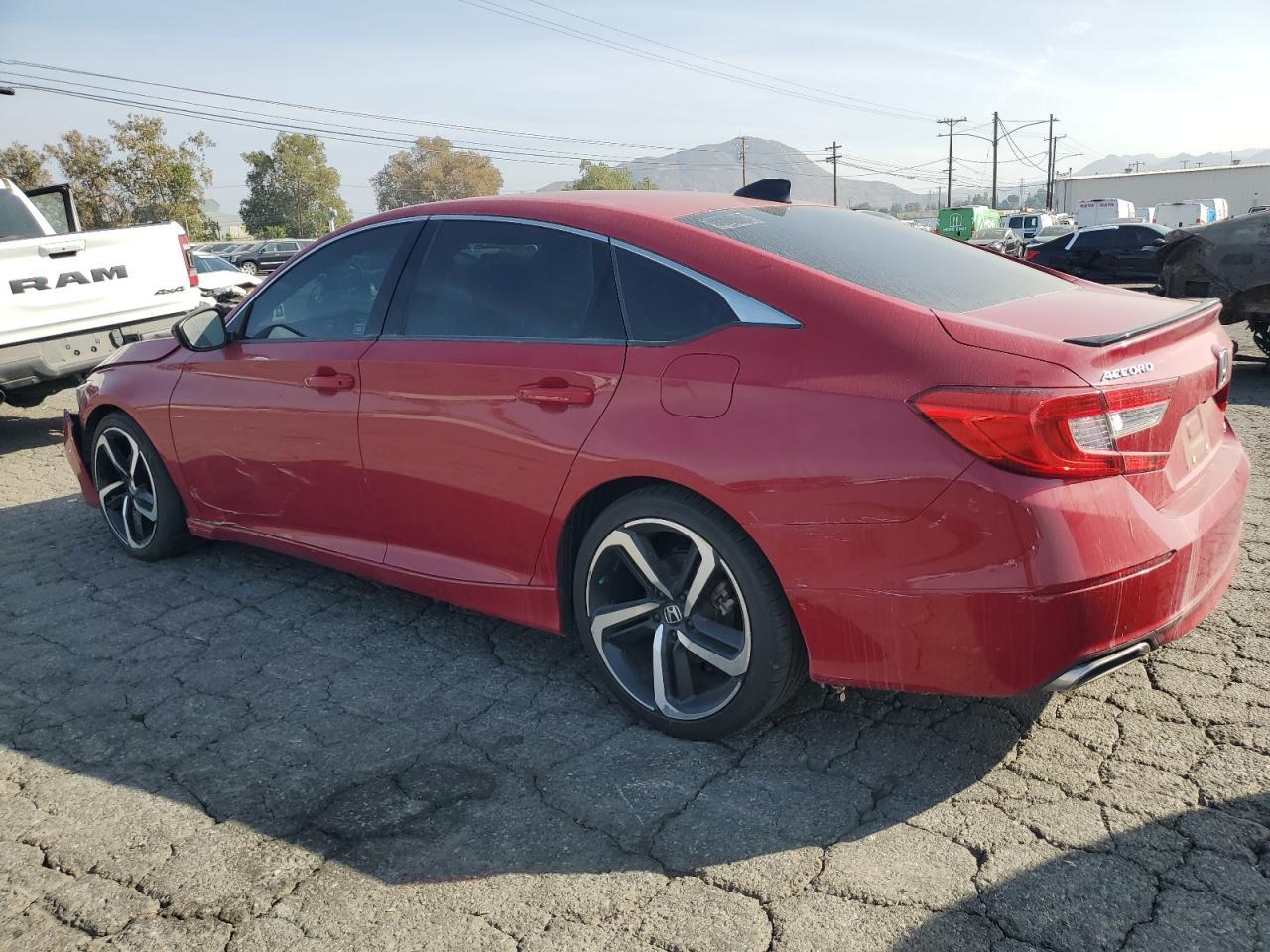 2021 Honda Accord Sport - Фото 2