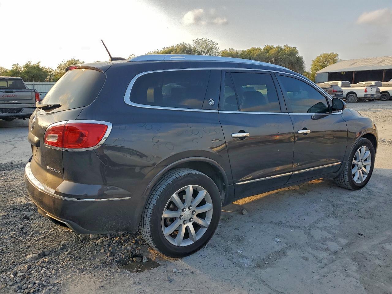2017 Buick Enclave - Image 3