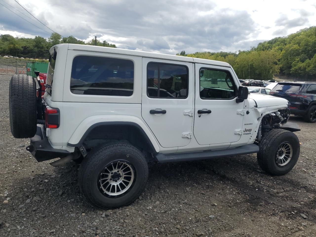 2018 Jeep Wrangler Unlimited Sahara - Фото 3