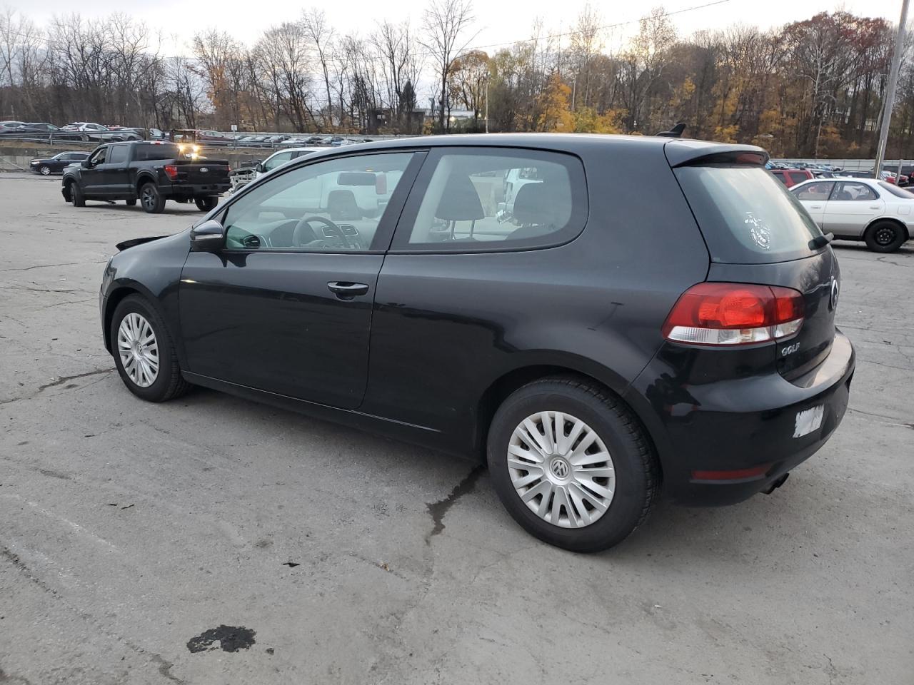 2012 Volkswagen Golf - Фото 2