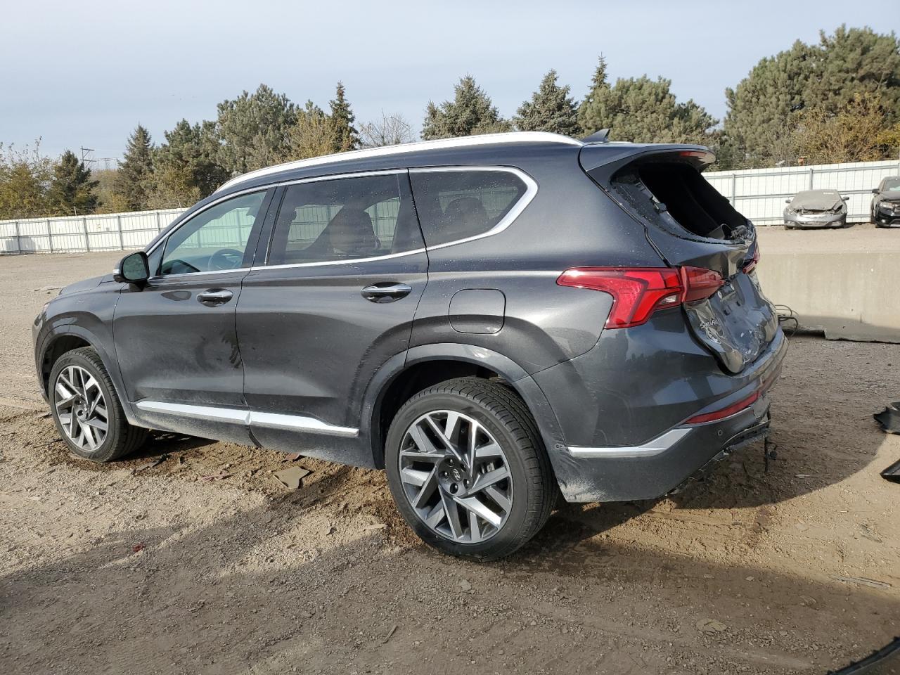2022 Hyundai Santa Fe Calligraphy - Image 2