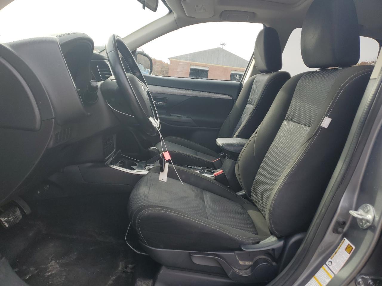 2018 Mitsubishi Outlander Se - Фото 7