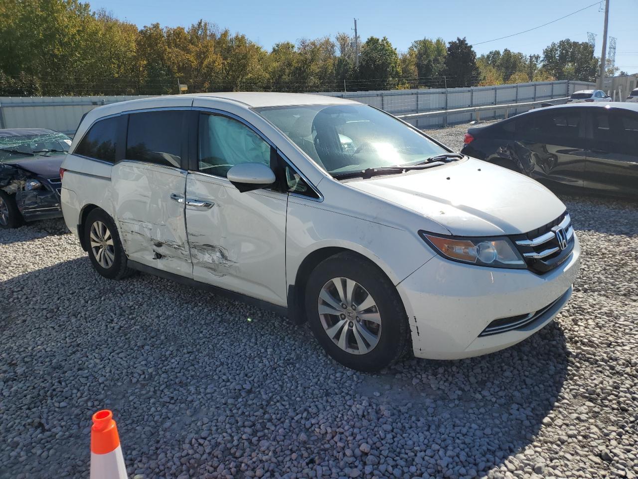 2015 Honda Odyssey - Image 4