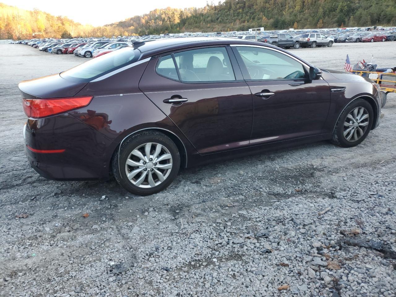 2015 Kia Optima Ex - Image 3