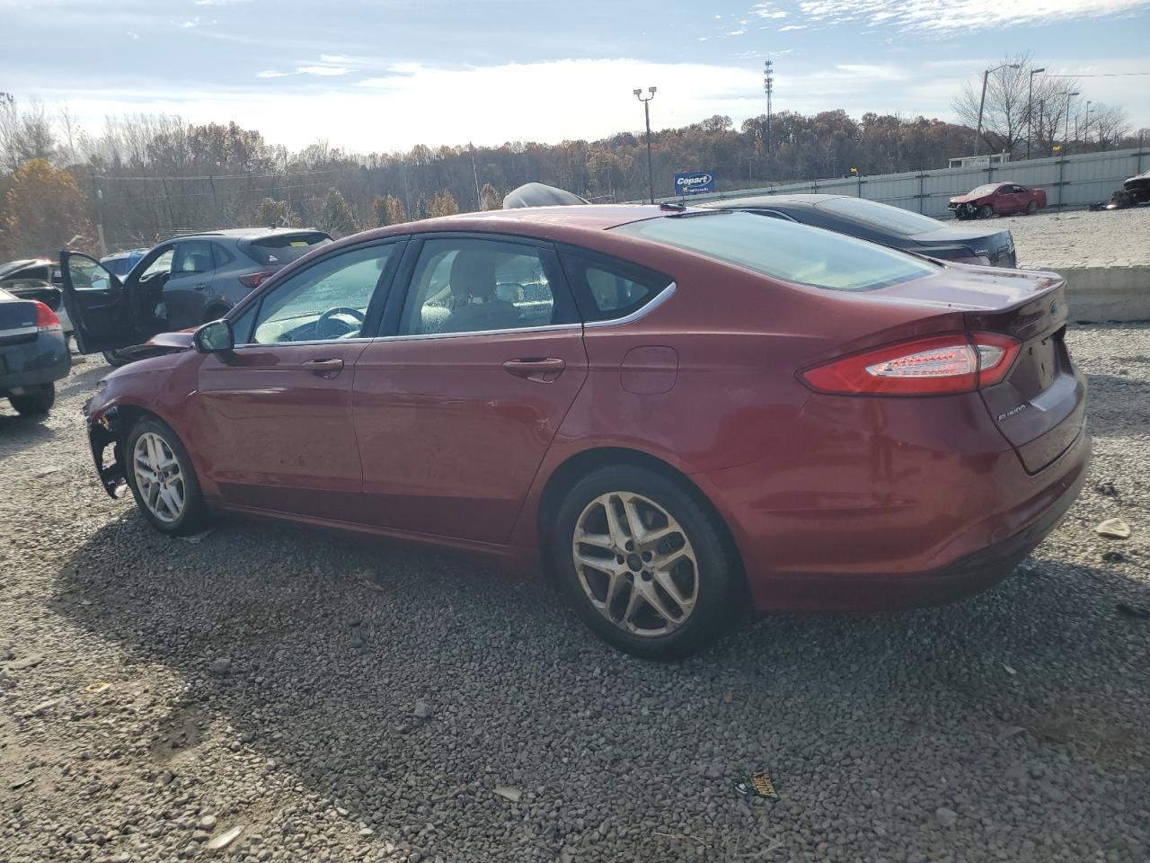 2014 Ford Fusion Se - Image 2