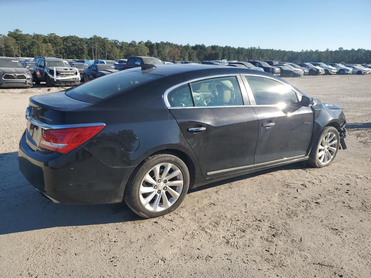 2016 Buick Lacrosse - Фото 3