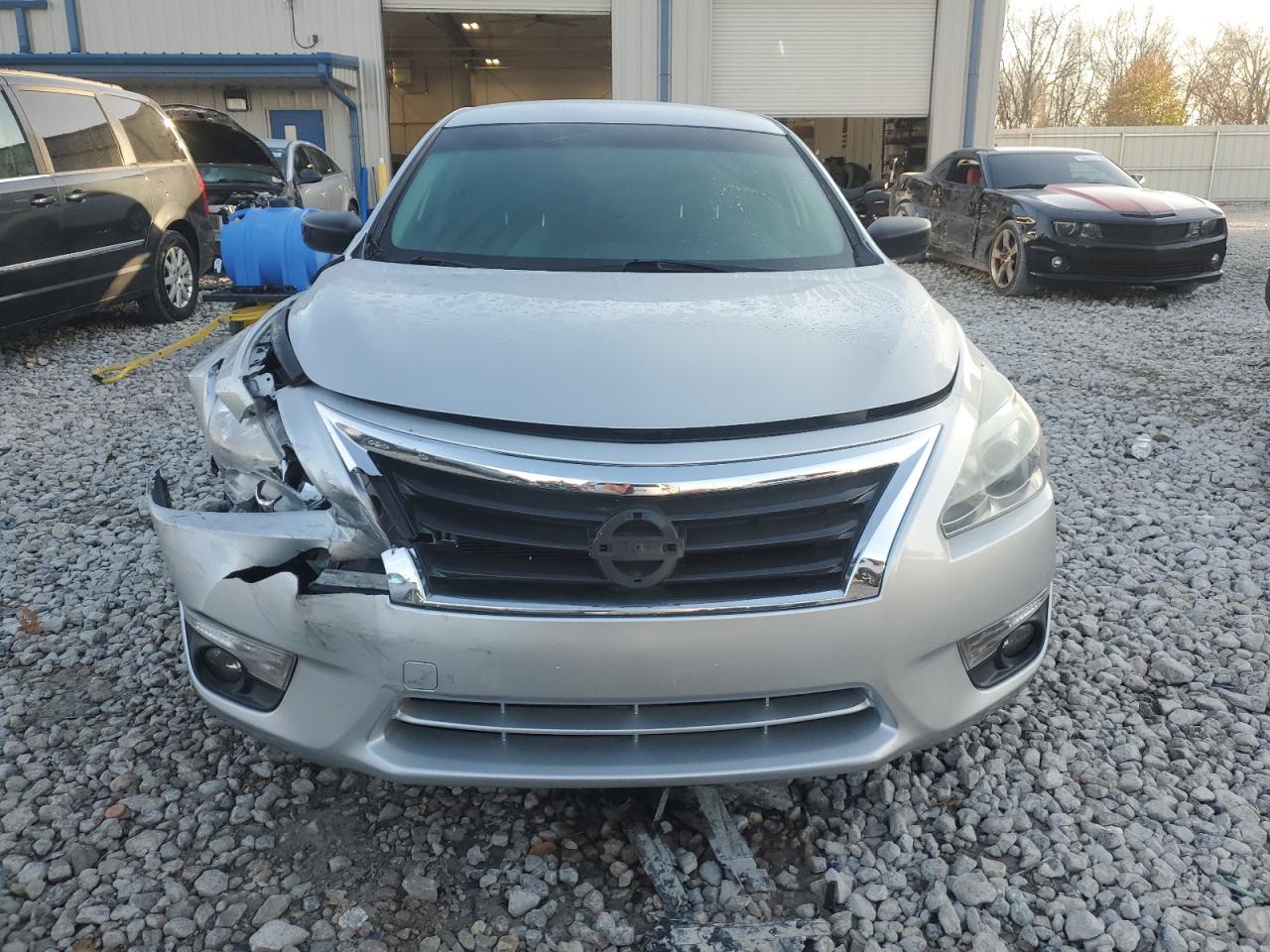 2015 Nissan Altima 2.5 - Фото 5