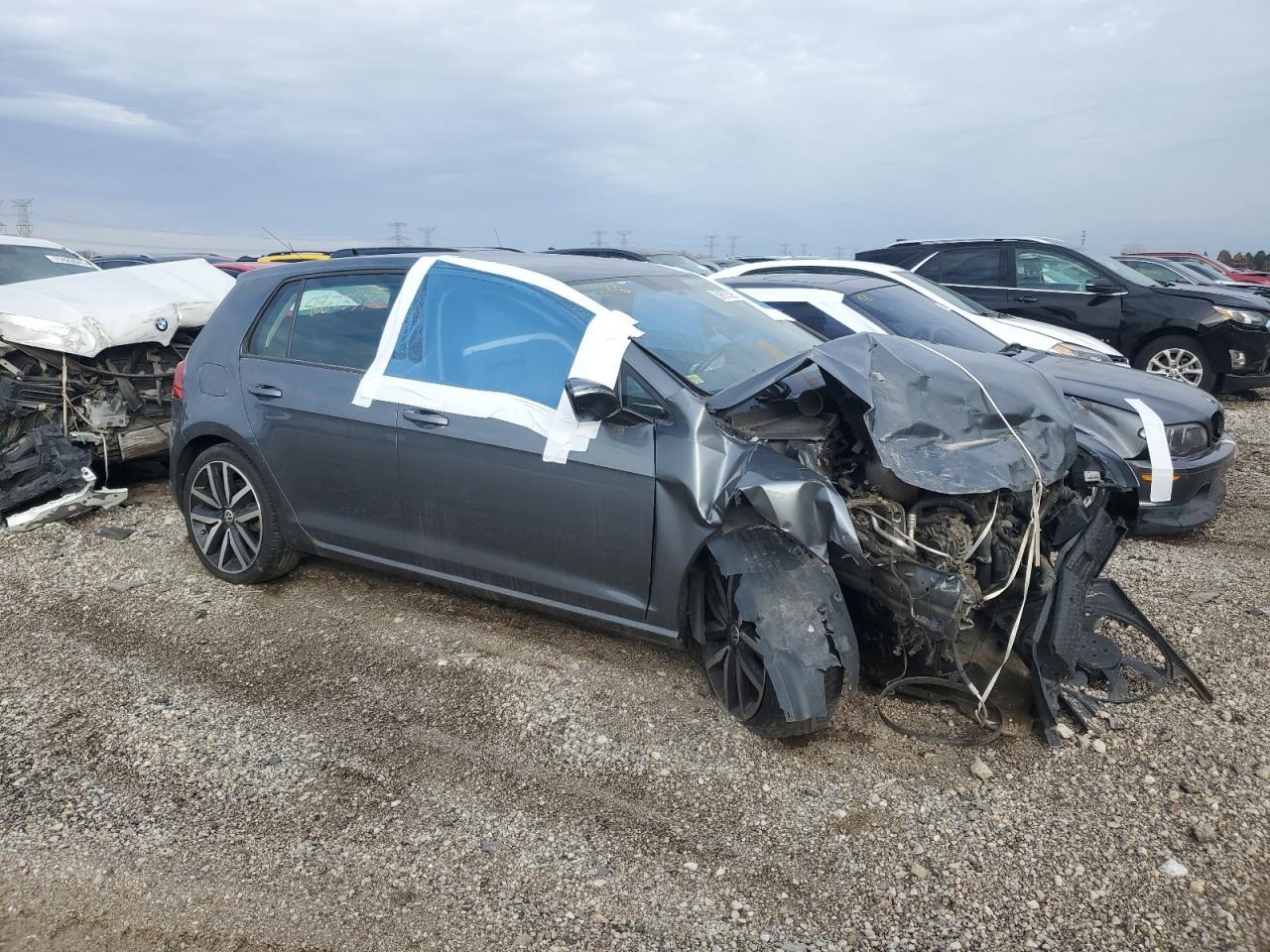 2016 Volkswagen Golf S/Se - Фото 4