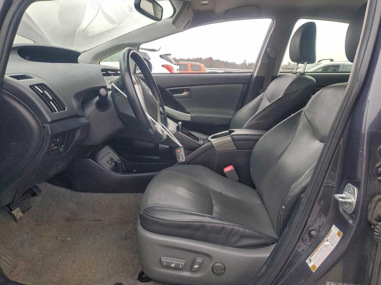 2012 Toyota Prius - Фото 7