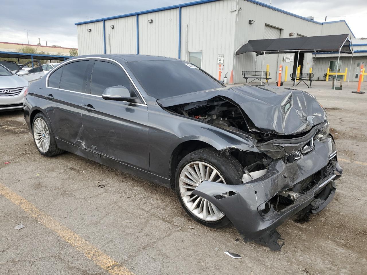2015 BMW 328 I - Image 4