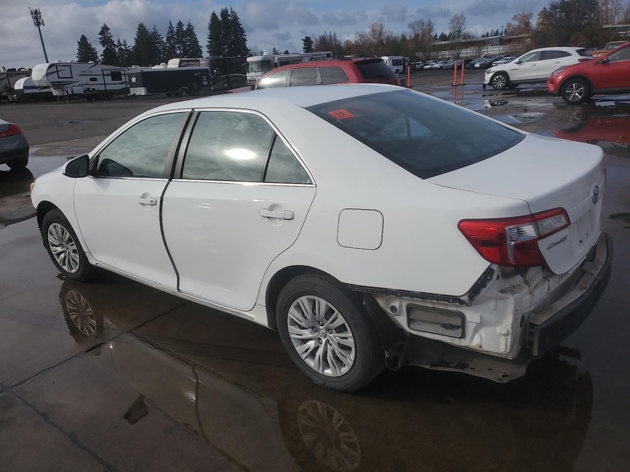 2012 Toyota Camry Base - Фото 2