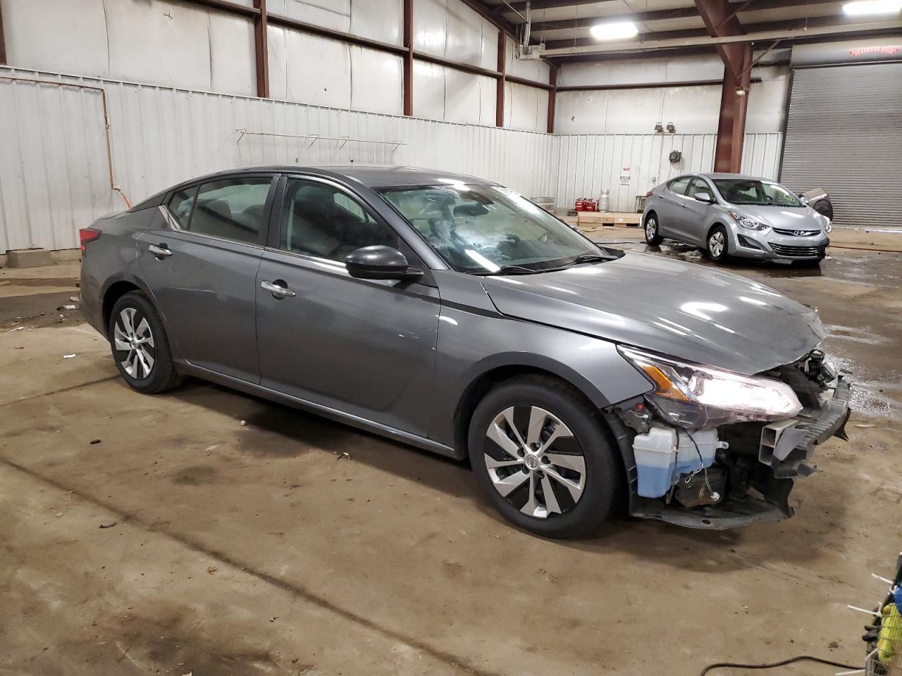 2021 Nissan Altima S - Image 4