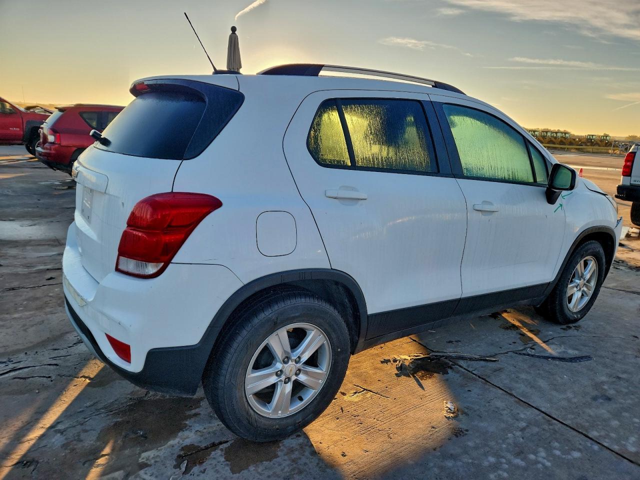 2021 Chevrolet Trax 1Lt - Фото 3
