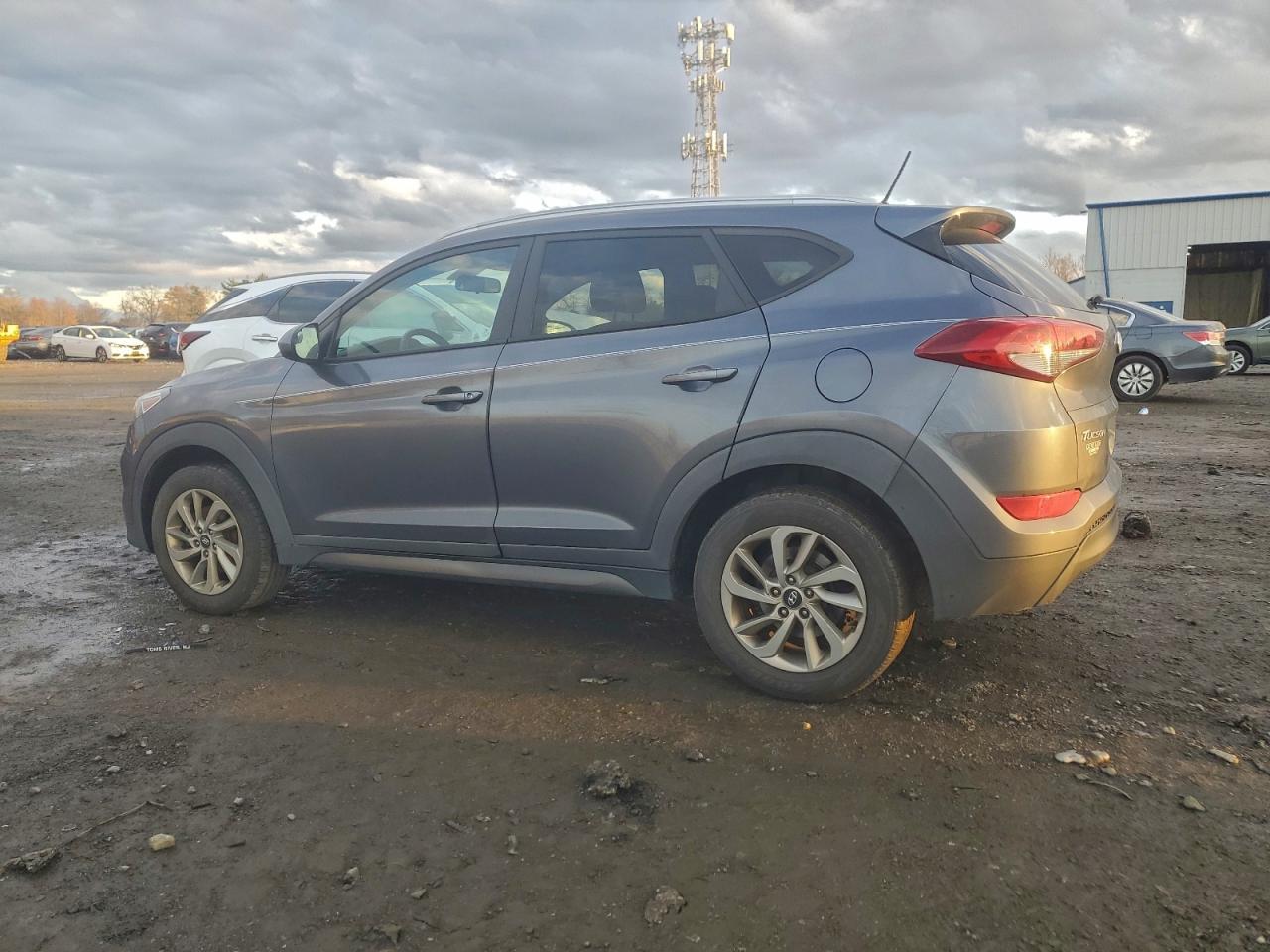 2016 Hyundai Tucson Limited - Фото 2