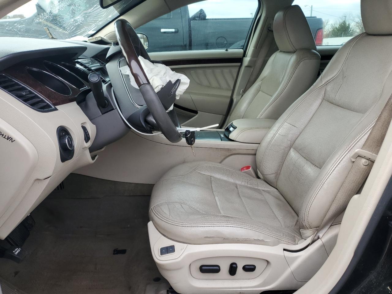 2010 Ford Taurus Limited - Фото 7