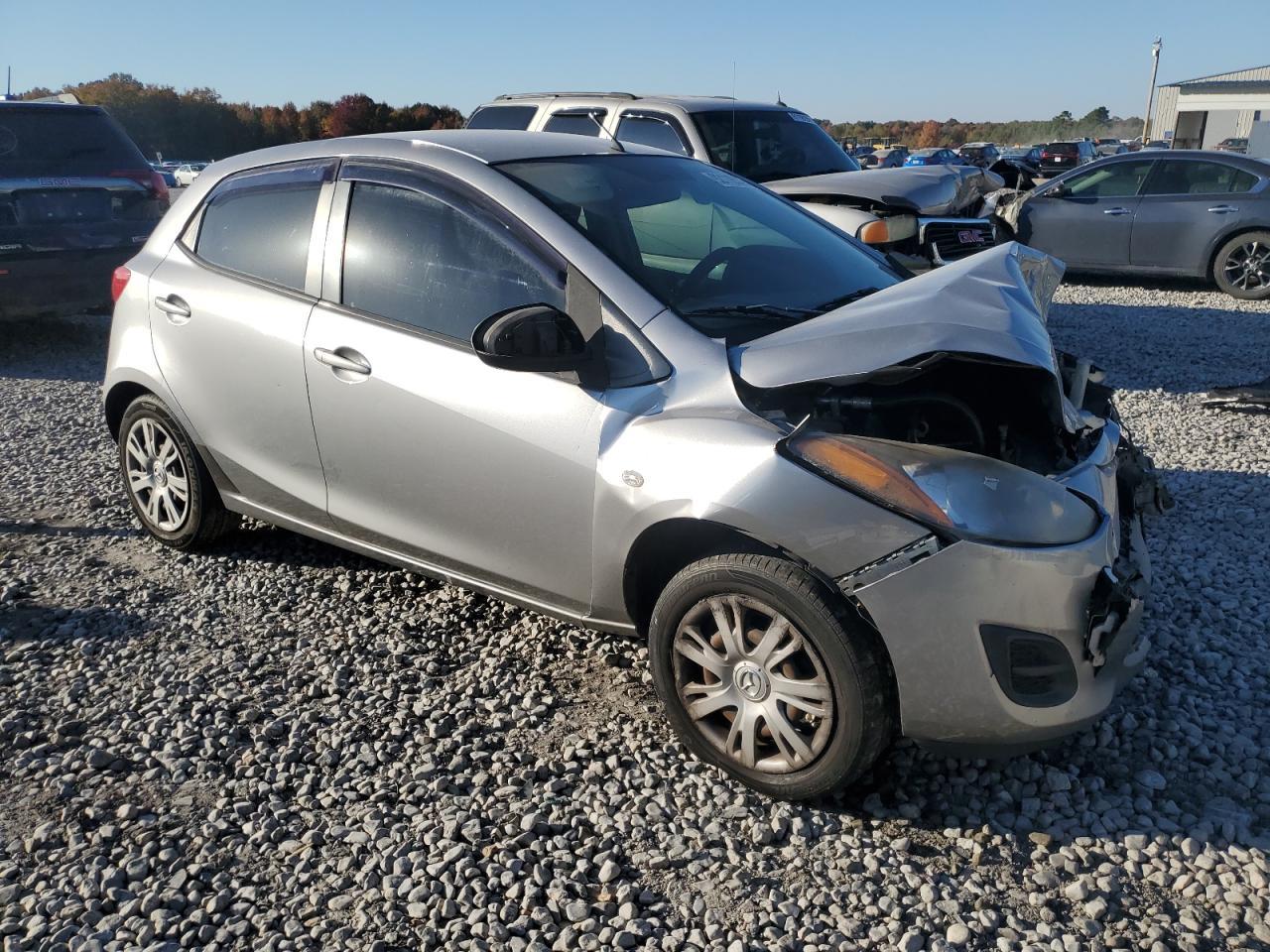 2012 Mazda Mazda2 - Image 4