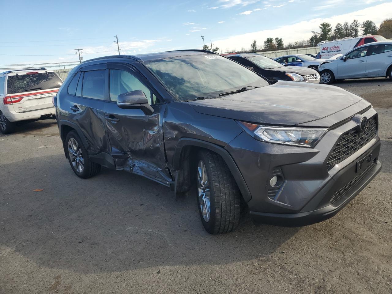 2019 Toyota Rav4 Xle Premium - Image 4