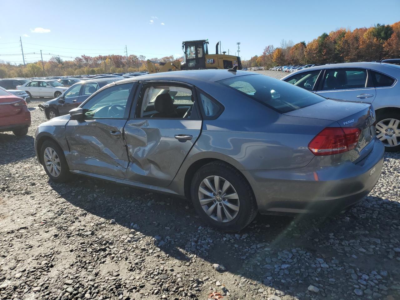 2015 Volkswagen Passat S - Фото 2