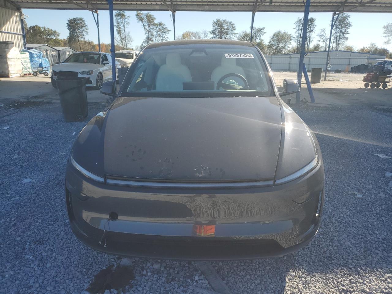 2026 Tesla Model Y - Фото 5