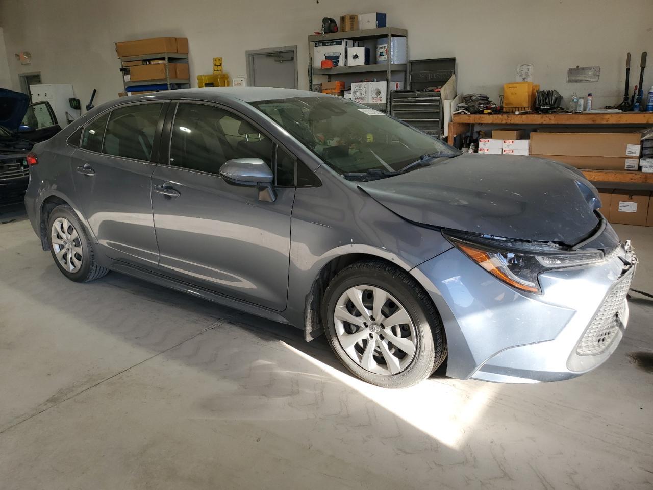 2022 Toyota Corolla Le - Image 4