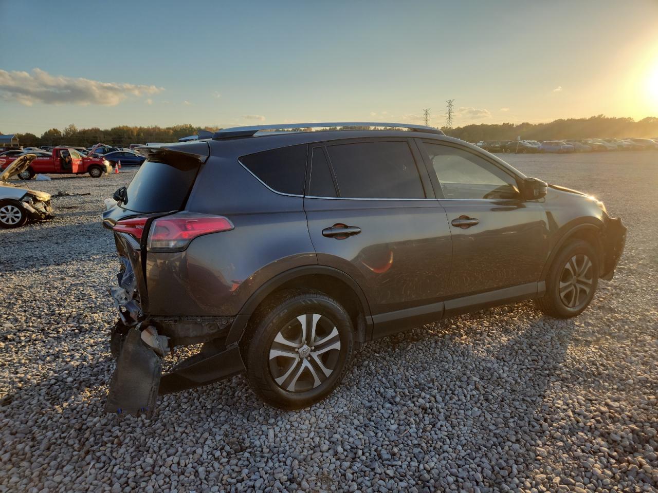 2016 Toyota Rav4 Le - Image 3