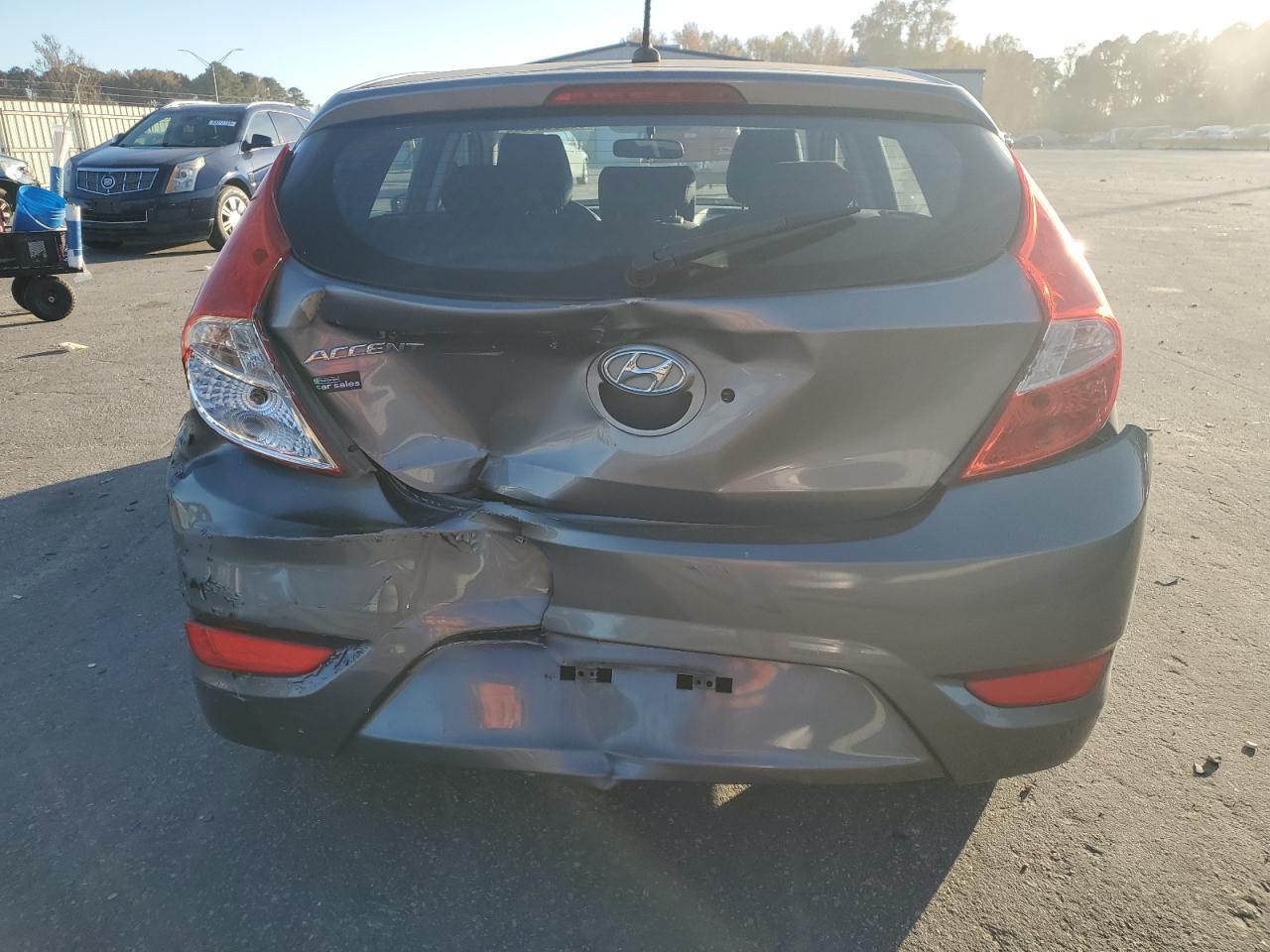 2016 Hyundai Accent Se - Фото 6