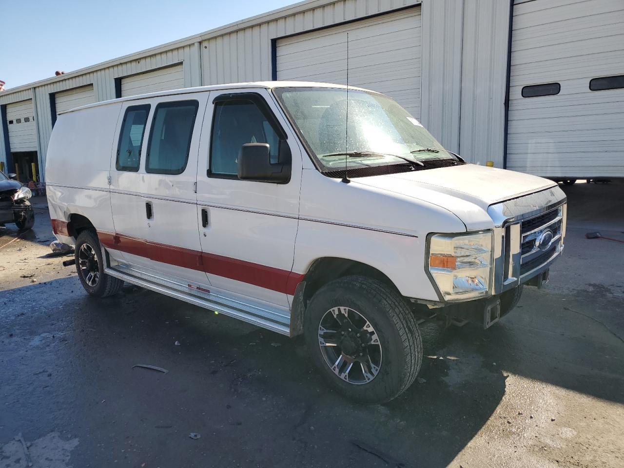 2012 Ford Econoline E250 Van - Image 4
