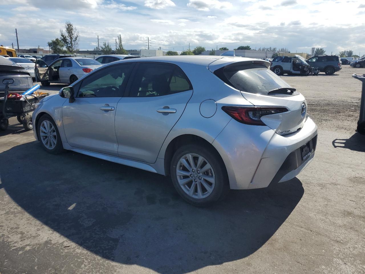 2024 Toyota Corolla Se - Фото 2