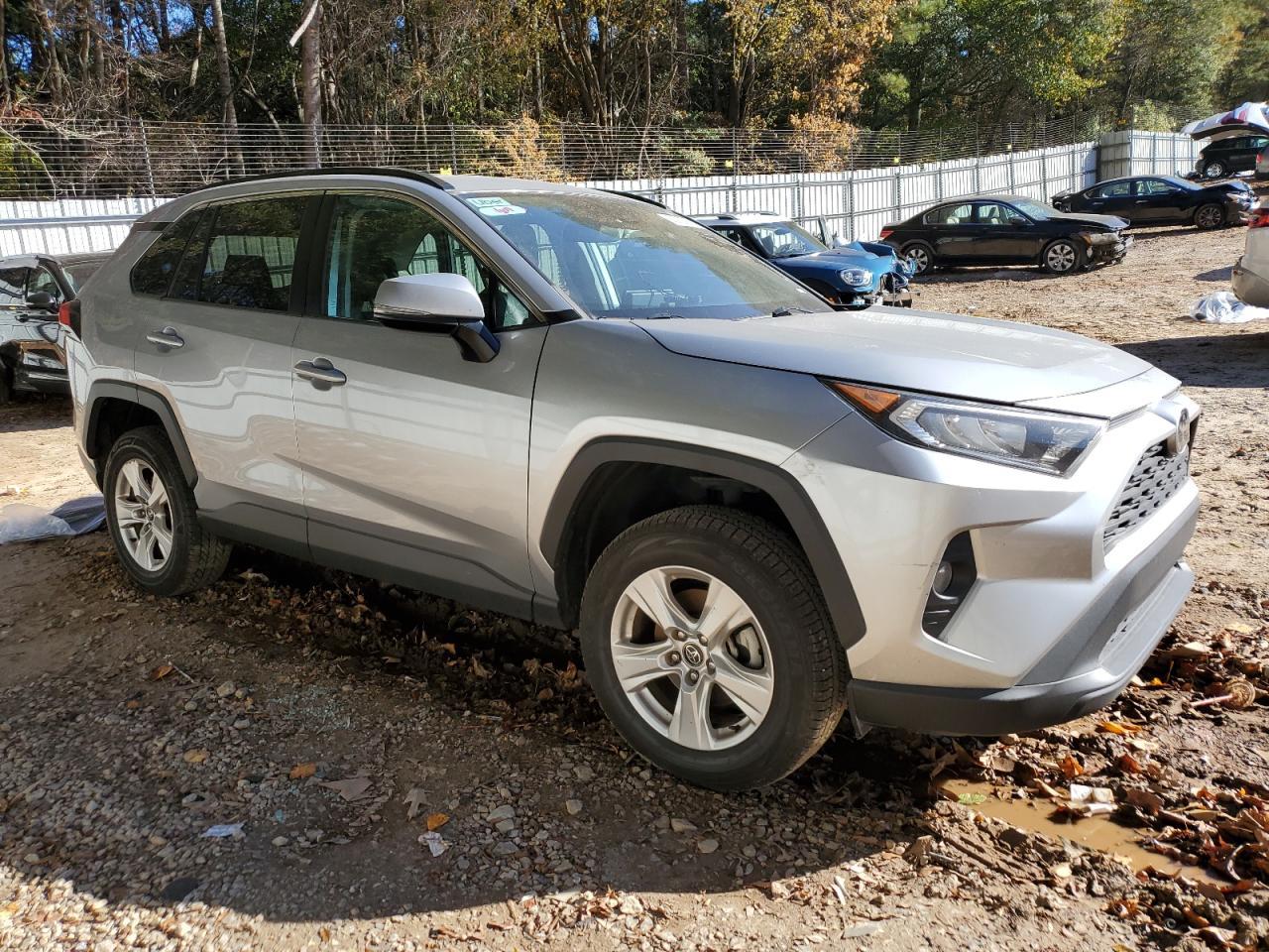 2021 Toyota Rav4 Xle - Фото 4
