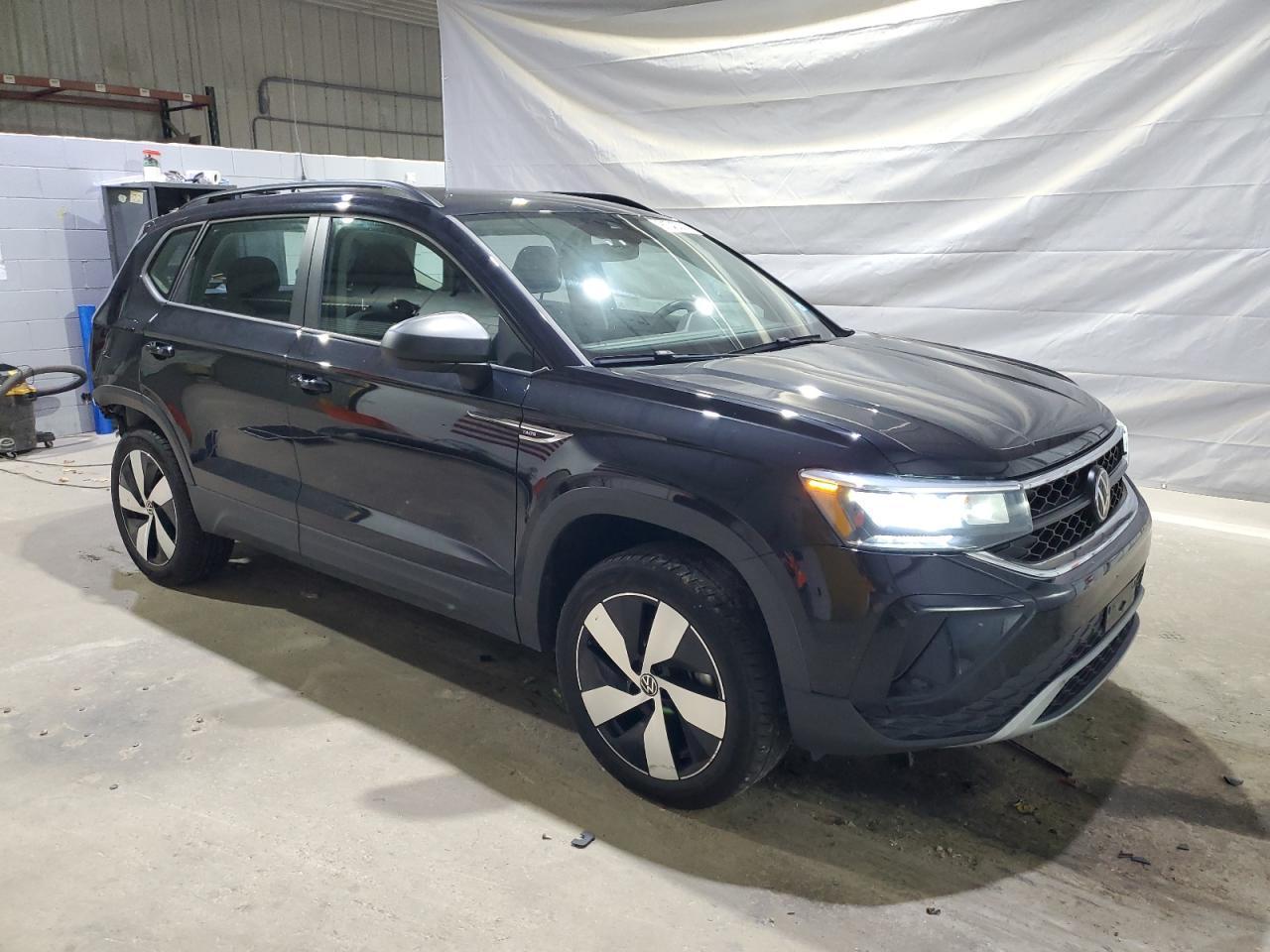 2023 Volkswagen Taos S - Фото 4