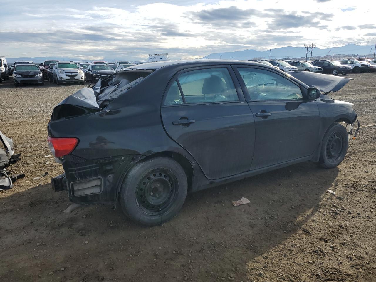2013 Toyota Corolla Base - Фото 3