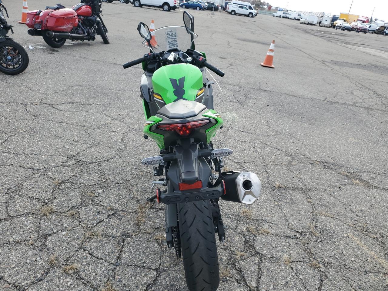 2025 Kawasaki Ex500 A - Фото 4