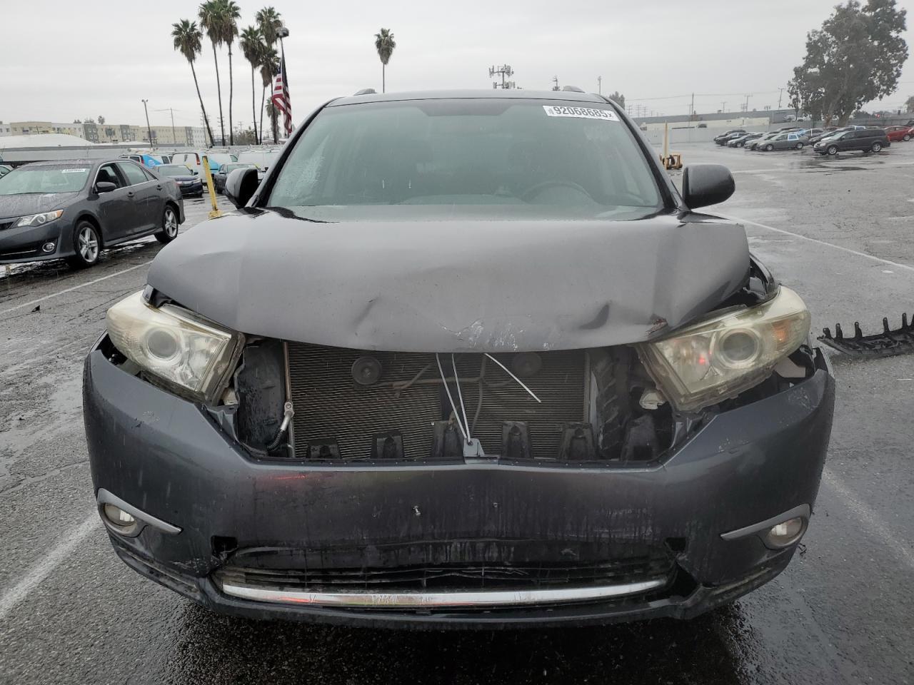 2013 Toyota Highlander Base - Image 5