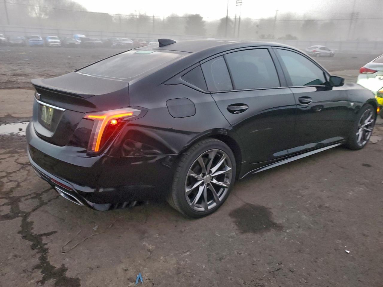 2020 Cadillac Ct5 Sport - Фото 3