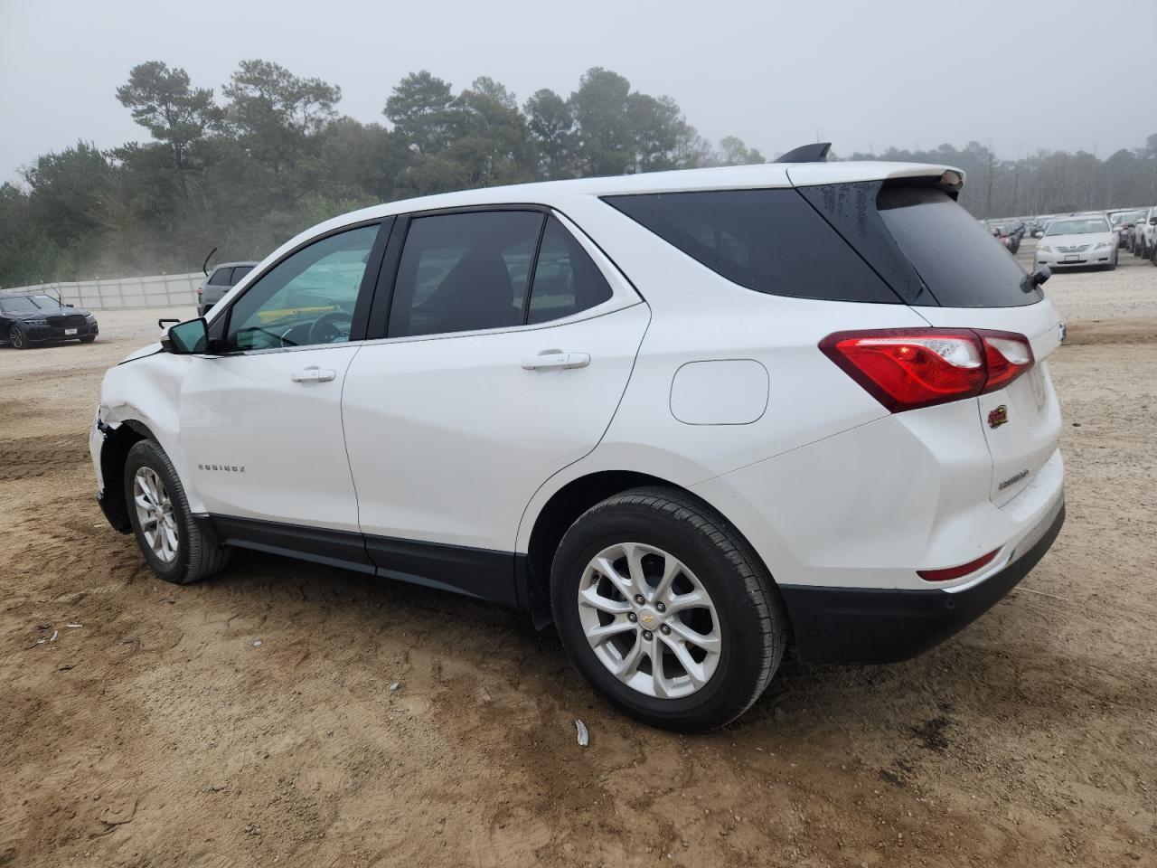 2019 Chevrolet Equinox Lt - Image 2