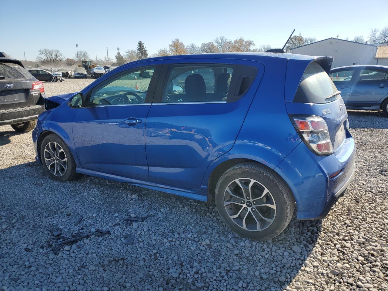 2020 Chevrolet Sonic Lt - Фото 2